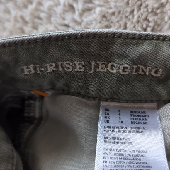 American Eagle Hunter Green Distressed Super Stretch Hi Rise Jegging Jeans Sz 6 - Picture 4 of 7